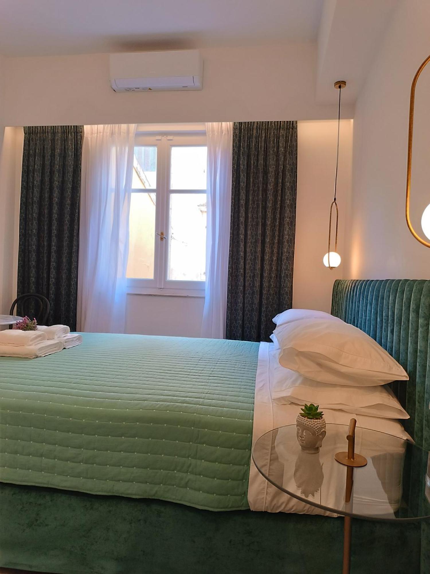 Muses Luxury Apartment *
