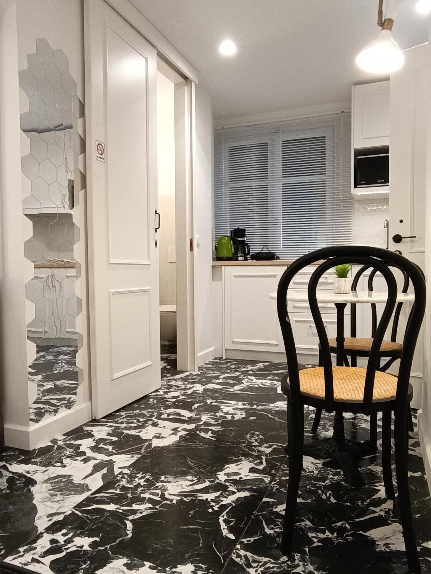 Muses Luxury Apartment *